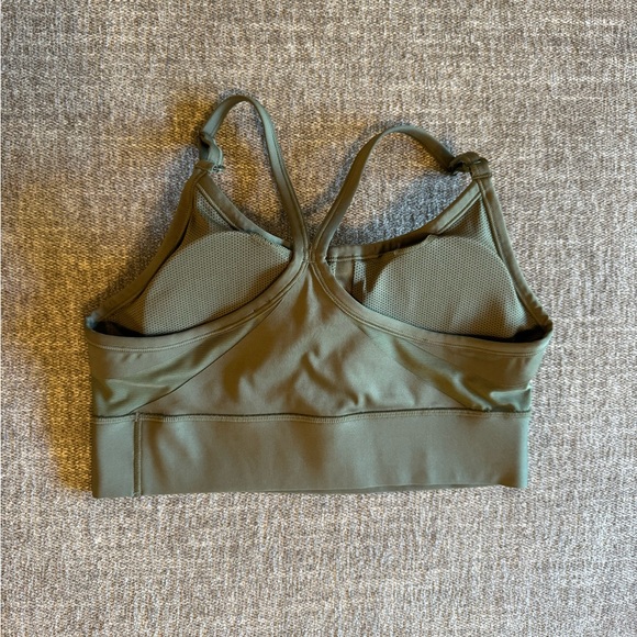 Nike Sports Bra - Picture 2 of 3